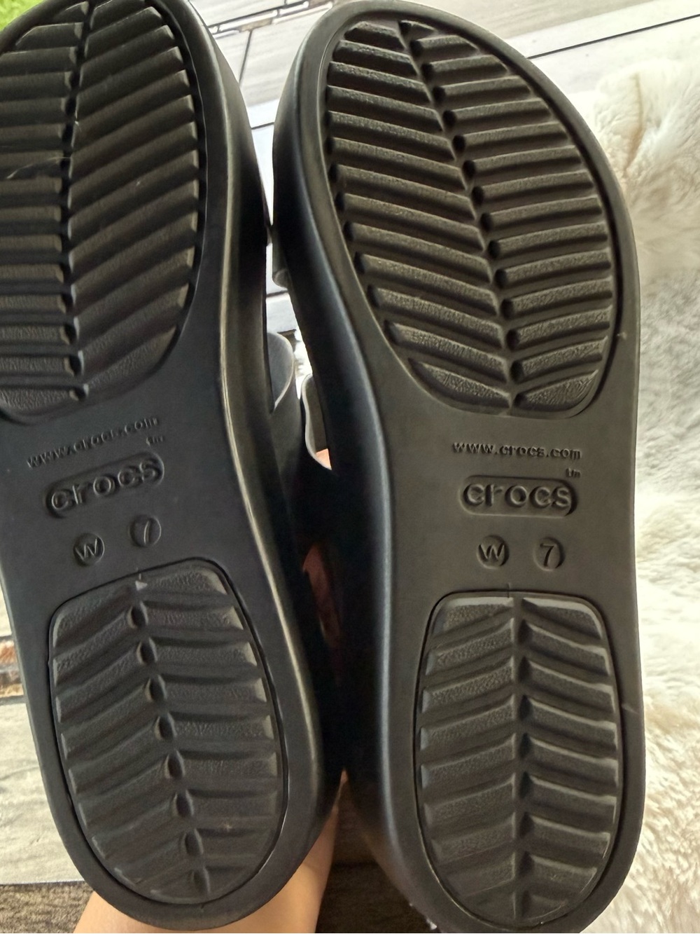 CROCS Women’s Black Platform Strap Sandals - Picture 4 of 5